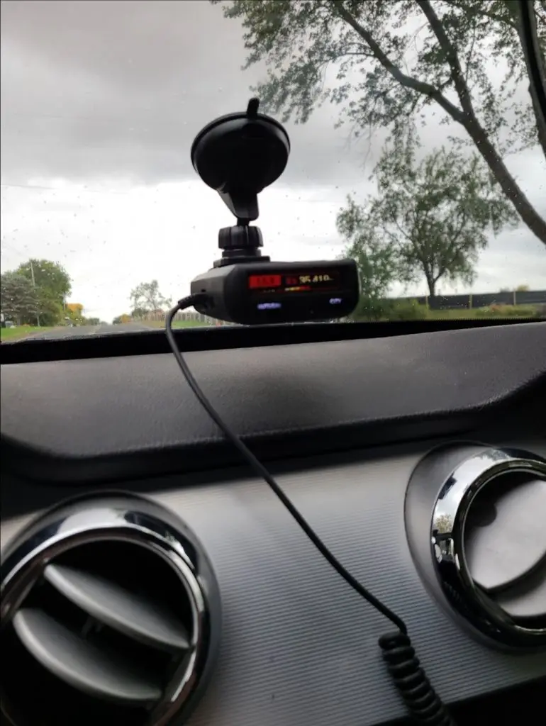 Uniden R1 Review, the best picture of the mounted radar detector in my mustang.